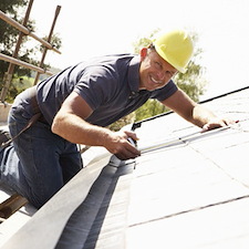 The Difference Between Emergency Roof Repairs and Standard Maintenance
